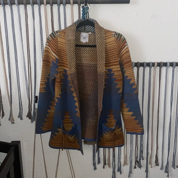 Jacket - Picture 3 of 4